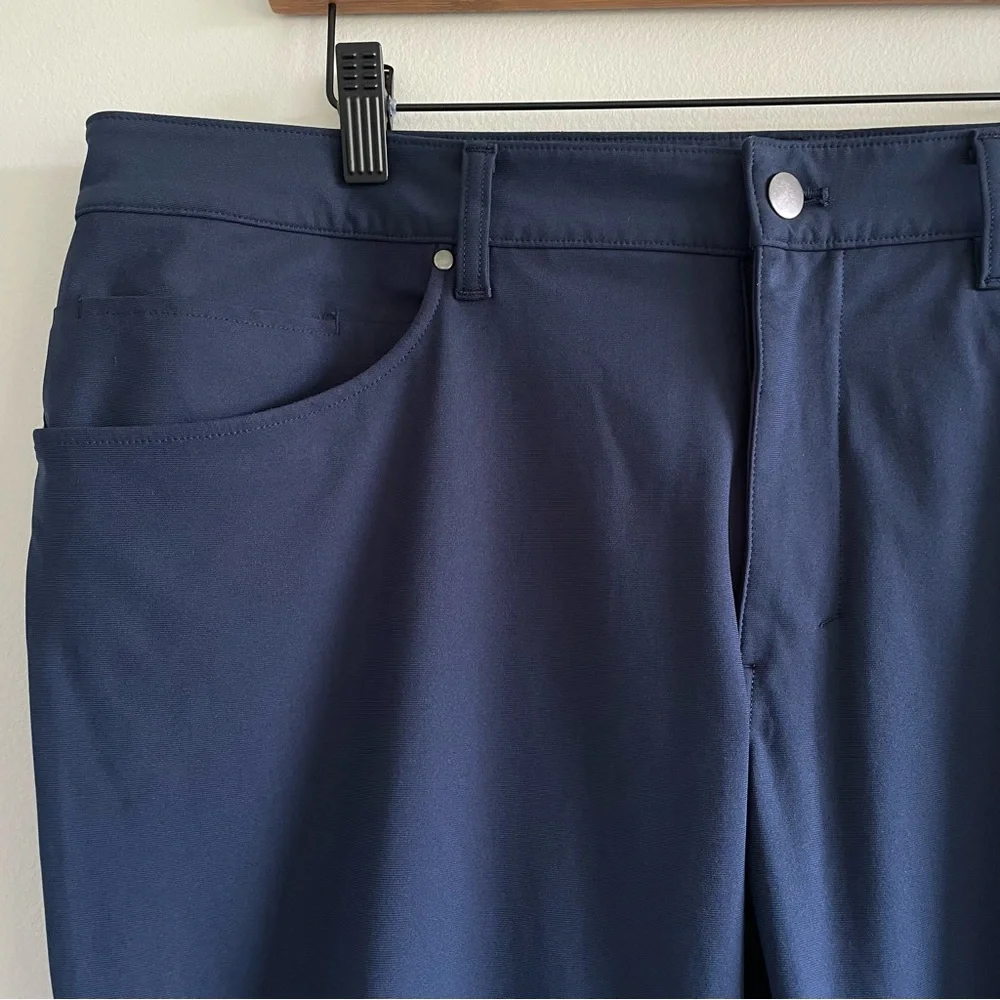Lululemon Men's ABC Pant Classic Size 38 - Picture 5 of 7